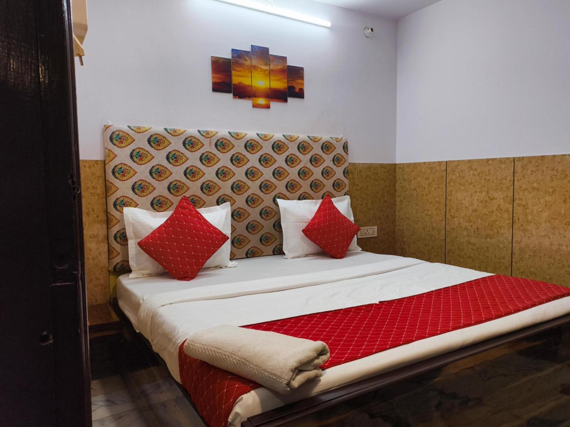 Hotel Metro Park New Delhi Luaran gambar